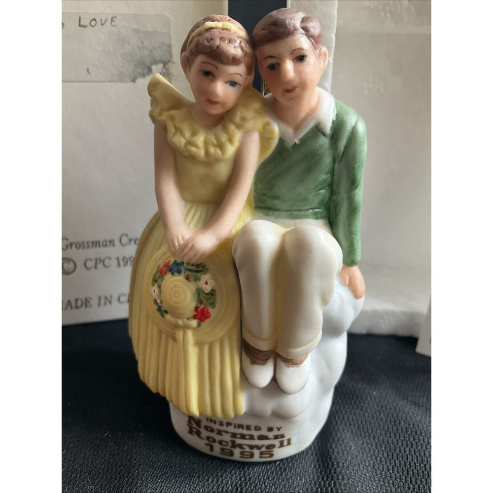 1995 Norman Rockwell Christmas‎ Ornament " Young Love "